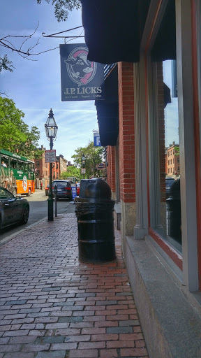 Ice Cream Shop «J.P. Licks», reviews and photos, 150 Charles St, Boston, MA 02114, USA