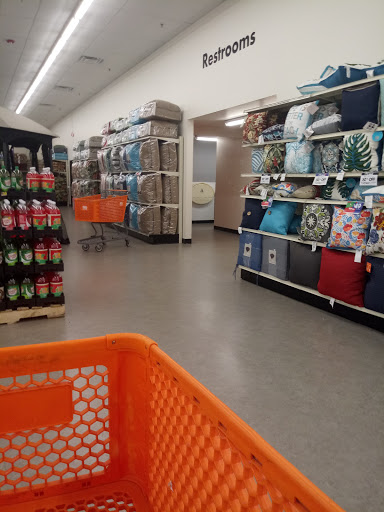 Discount Store «Big Lots», reviews and photos, 6300 E Livingston Ave, Reynoldsburg, OH 43068, USA