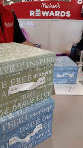 Craft Store «Michaels», reviews and photos, 7155 Kingery Hwy, Willowbrook, IL 60527, USA