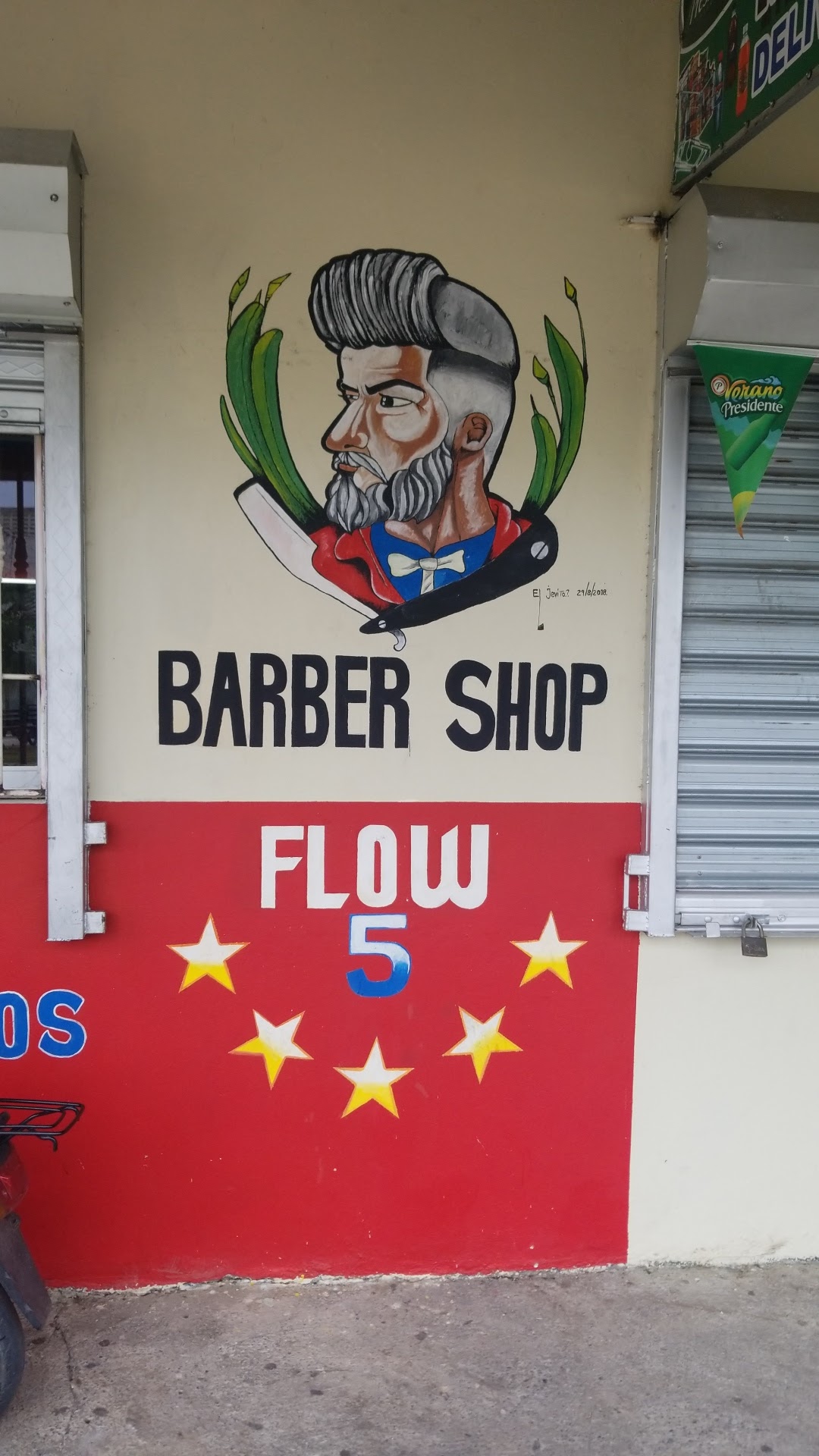 Los Jevitos barber shop