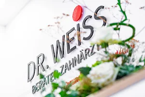 Zahnarzt Essen | Zentrum für Zahnmedizin | Dr. Weiss & Kollegen image