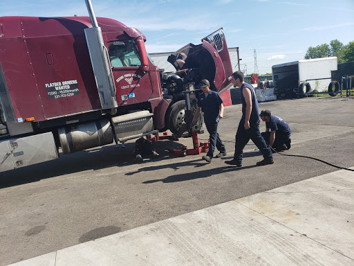 Diesel Engine Repair Service «Miami Valley Truck Repair», reviews and photos, 3657 Pinnacle Rd, Moraine, OH 45418, USA