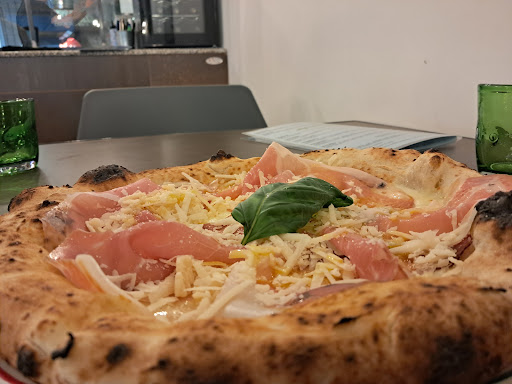 Pizzificio Santa Lucia in Formia, Provincia di Latina