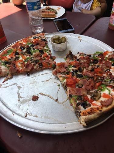 #1 best pizza place in Los Angeles - Pizza Italia