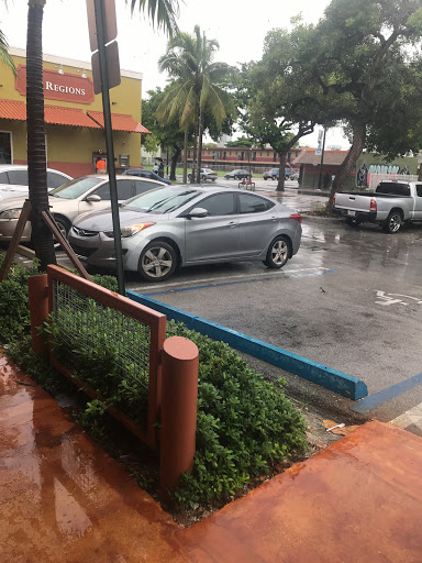 Beauty Supply Store «Fancy Beauty Supply», reviews and photos, 1490 NW 3rd Ave #109, Miami, FL 33136, USA