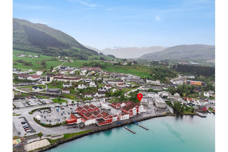 Ølen Bok AS Dreganesvegen 34, 5580 Ølen, Norge