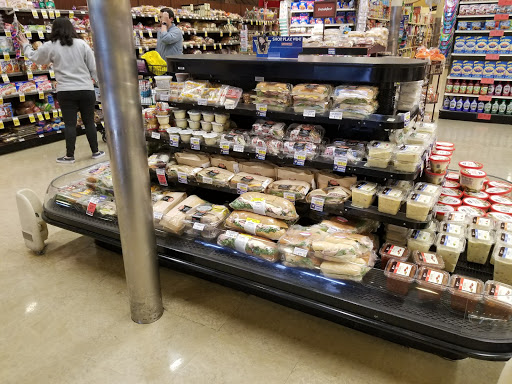 Grocery Store «Vons», reviews and photos, 550 E Baseline Rd, Claremont, CA 91711, USA