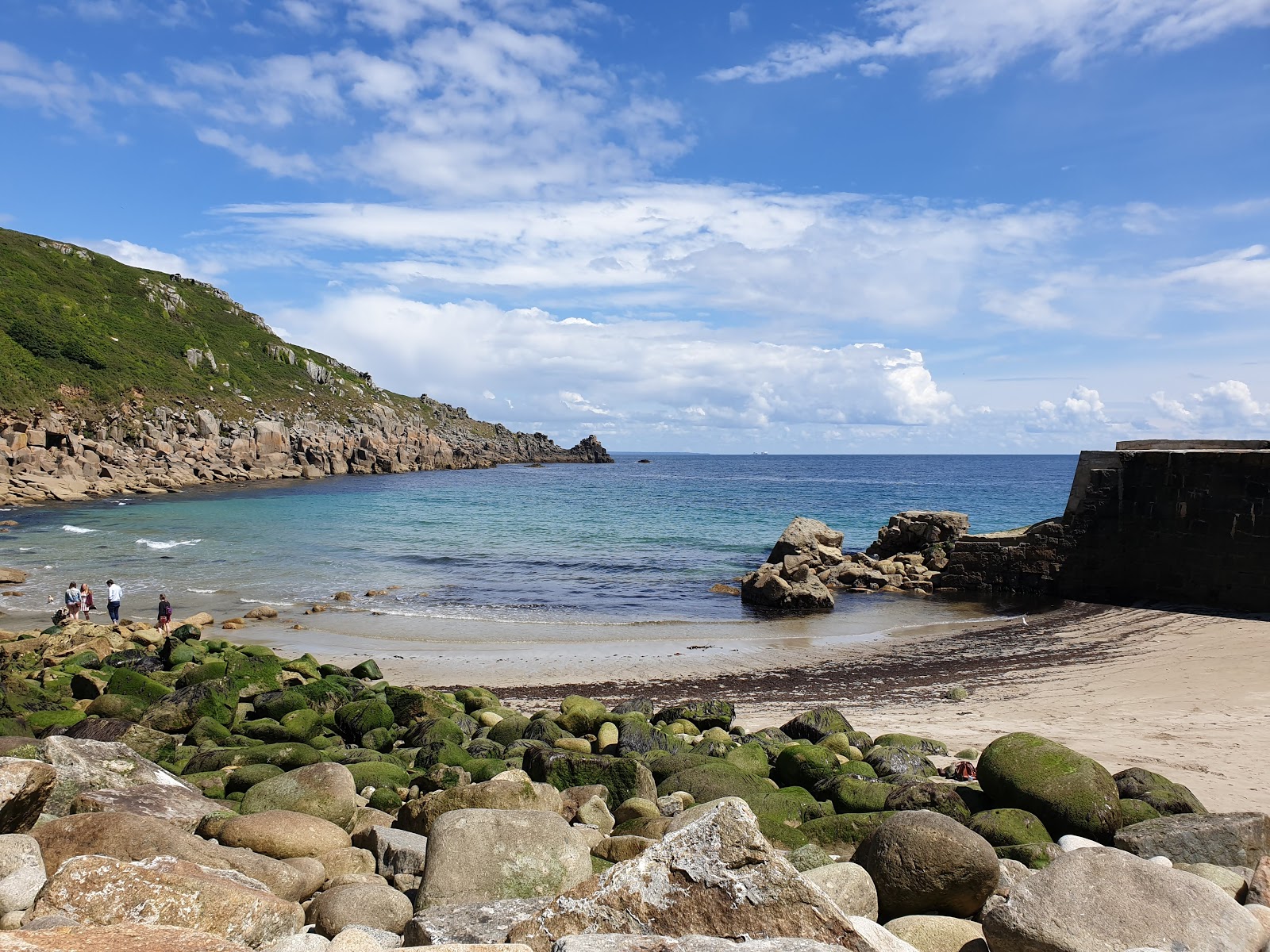 Foto van Lamorna Cove beach met kleine baai