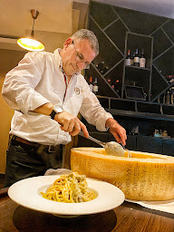 Photo n°113 de Lyna Ristorante à Paris ()