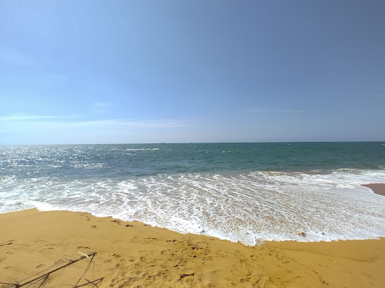 Uswetakeiyawa Beach