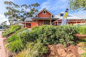 Perth Hills Armadale Visitor Centre image