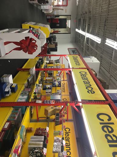 Office Supply Store «Staples», reviews and photos, 7659 Mall Rd, Florence, KY 41042, USA