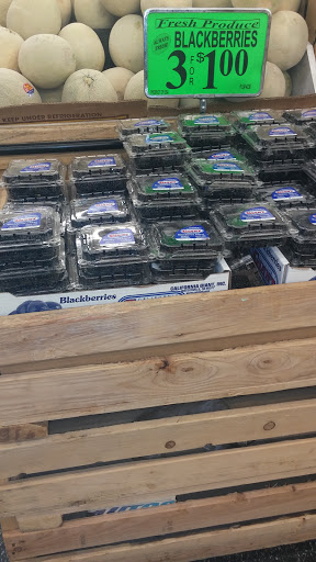 Grocery Store «Top Valu Market», reviews and photos, 4831 Whittier Blvd, Los Angeles, CA 90022, USA