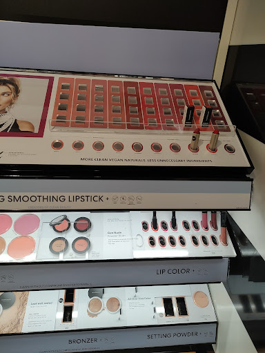 Cosmetics Store «SEPHORA», reviews and photos, 364 Maine Mall Rd, South Portland, ME 04106, USA