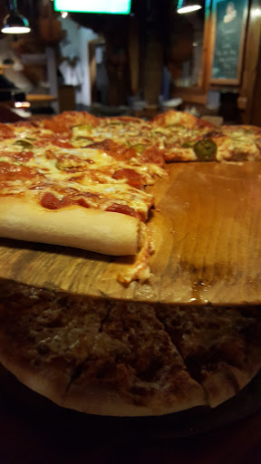 Pizza Restaurant «Outback Pizza Killington», reviews and photos, 2841 Killington Rd, Killington, VT 05751, USA