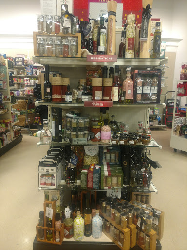 Department Store «HomeGoods», reviews and photos, 2201 Nostrand Ave, Brooklyn, NY 11210, USA