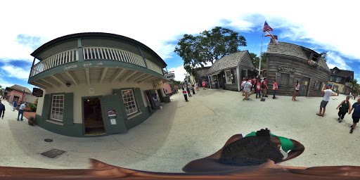 Jewelry Store «Silver Feather Jewelry & Gifts», reviews and photos, 5 St George St B, St Augustine, FL 32084, USA