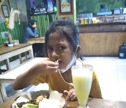 Warung Betutu Putu photo