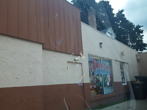 Grocery Store «La Mexicana Grocery Store», reviews and photos, 432 N Main St, West Bend, WI 53090, USA