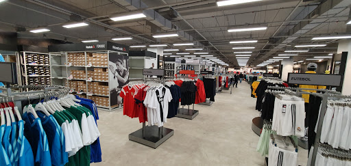 adidas & Reebok Outlet Store Duque de caxias