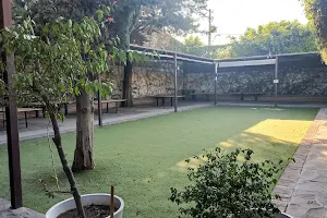 El Pirul Garden image