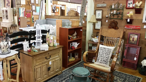 Antique Furniture Store «Jarfly Antique Market», reviews and photos, 47 Railroad Ave, Jefferson, GA 30549, USA