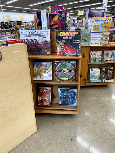 Book Store «Half Price Books», reviews and photos, 1075 E Golf Rd, Schaumburg, IL 60173, USA