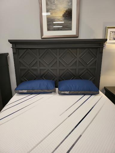 Furniture Store «Raymour & Flanigan Furniture and Mattress Store», reviews and photos, 1360 S Washington St, North Attleborough, MA 02760, USA