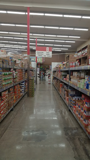 Grocery Store «Grocery Outlet Bargain Market», reviews and photos, 80 E Washington St, Petaluma, CA 94952, USA
