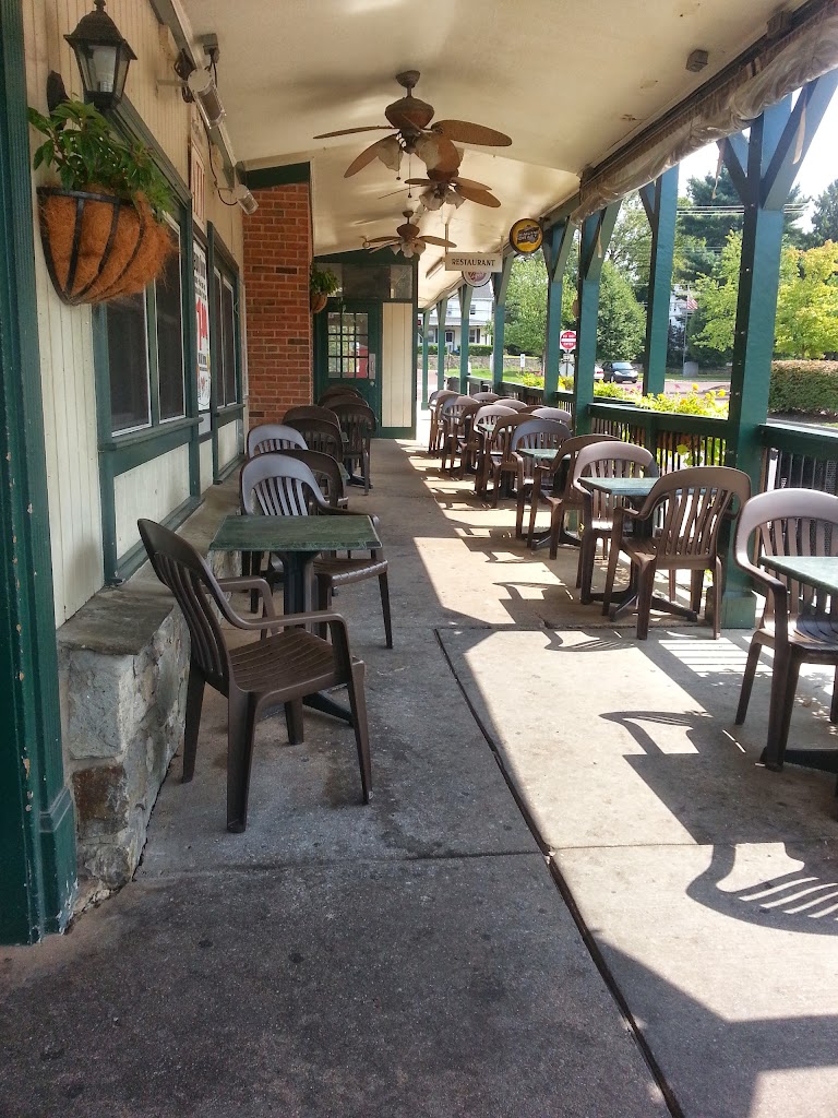 Audubon Ale House 19403