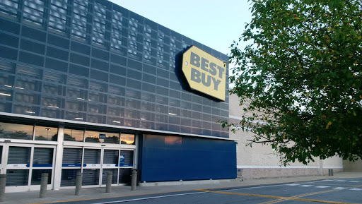 Electronics Store «Best Buy», reviews and photos, 20914 N Frederick Rd, Germantown, MD 20876, USA