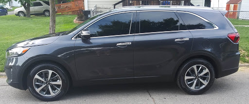 Ford Dealer «James Collins Ford Louisville-New-Used-Trucks-Cars-Sales-Service-Parts-BodyShop», reviews and photos, 809 S 5th St, Louisville, KY 40203, USA