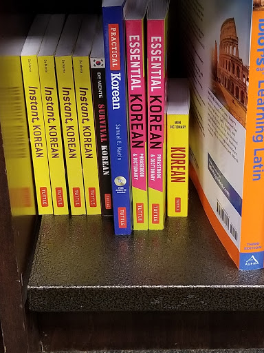 Barnes & Noble image