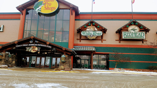 Sporting Goods Store «Bass Pro Shops», reviews and photos, 300 Cincinnati Mills Dr, Cincinnati, OH 45240, USA