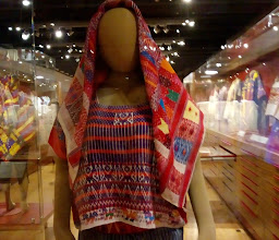 Centro de Textiles del Mundo Maya photo