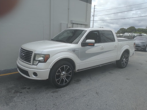Car Dealer «Miami Auto Collection», reviews and photos, 2851 SW 69th Ct, Miami, FL 33155, USA