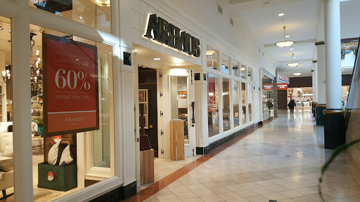 Furniture Store «Arhaus», reviews and photos, 4325 Glenwood Ave #1049, Raleigh, NC 27612, USA