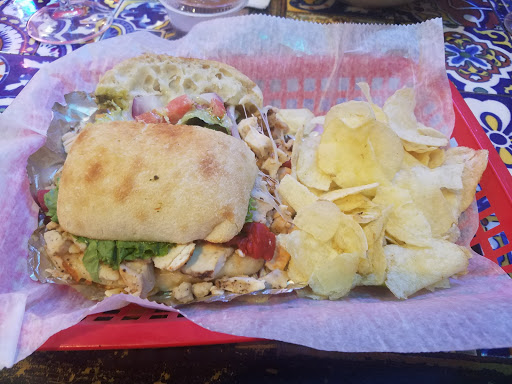 Movie Rental «Movie & Pizza Co», reviews and photos, 110 Harbor Town Square, Memphis, TN 38103, USA