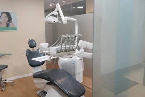 Clínica Dental Dr. Mestres Sant Feliu image