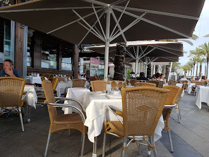 Restaurante Pizzeria Muelle - C. del Mar, 1, 03182 Torrevieja, Alicante, Spain