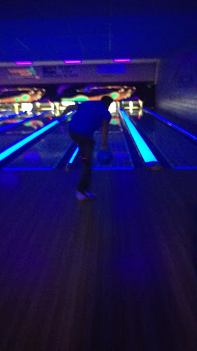 Bowling Alley «Vinton Bowling Center», reviews and photos, 1200 Vinyard Rd, Vinton, VA 24179, USA