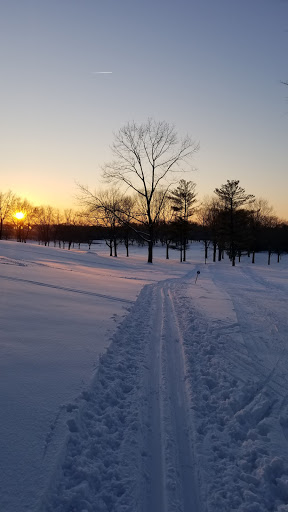 Golf Course «Brown Deer Park Golf Course», reviews and photos, 7625 N Range Line Rd, Glendale, WI 53209, USA