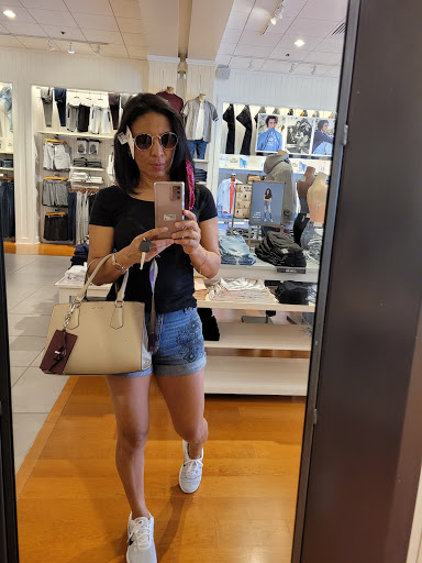 Coffee Shop «Starbucks», reviews and photos, 3601 Highway 190, Mandeville, LA 70471, USA