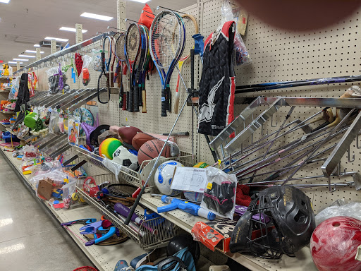 Thrift Store «Volunteers of America Thrift Store», reviews and photos, 1135 N Belsay Rd, Burton, MI 48509, USA