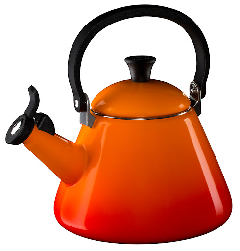 Kitchen Supply Store «Le Creuset», reviews and photos, 111 Nut Tree Rd b, Vacaville, CA 95687, USA