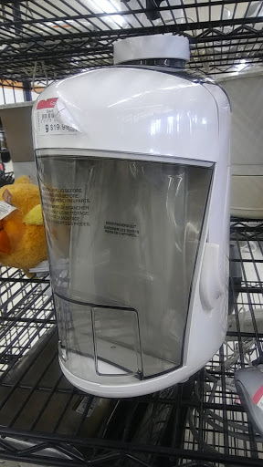 Thrift Store «Greenfield & University Goodwill Retail Store & Donation Center», reviews and photos, 4412 E University Dr, Mesa, AZ 85205, USA