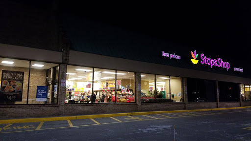 Grocery Store «Super Stop & Shop», reviews and photos, 475 NY-17M, Monroe, NY 10950, USA