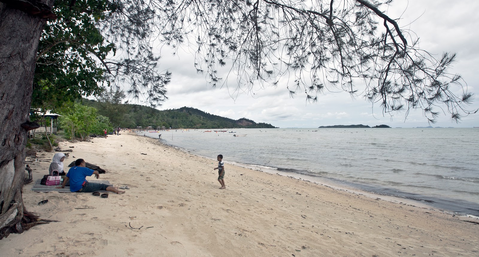 Photo de Melayu Beach et le règlement