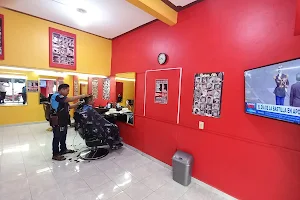 MAD Barber Salon image