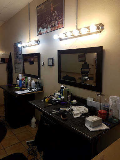 Barber Shop «601 Barbershop and Salon», reviews and photos, 236 Bedford Euless Rd, Hurst, TX 76053, USA